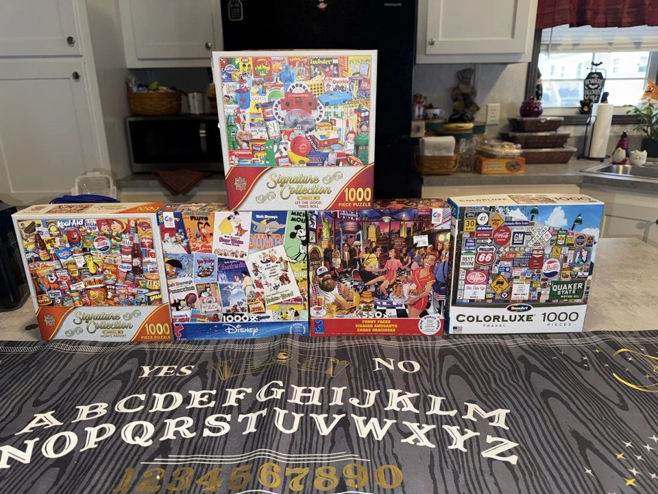 Lot of 5 Jigsaw Saw Puzzles Disney,Doritos,Slinky,Pepsi 1000 N 550 Pcs Complete - Image 2 of 4