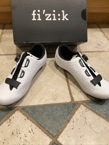 Fizik Tempo Overcurve R5 Mens Cycling Shoes BOA white/Black Size US 9.5 EU 42.5 - Picture 3 of 11