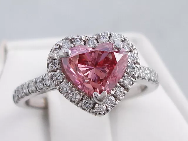 1.87 CTW FANCY VIVID PINK HEART SHAPE LAB GROWN DIAMOND RING VS2