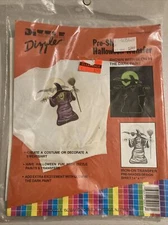 Vintage Dizzle Pre-Shaded Iron-On Halloween Transfer #50017 Wicked Witch Bat
