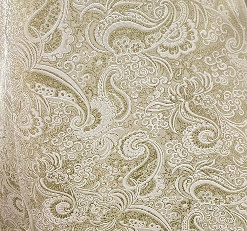 Tessuto broccato metallico oro avorio paisley largo 60"" venduto da The Yard - Foto 2 di 2