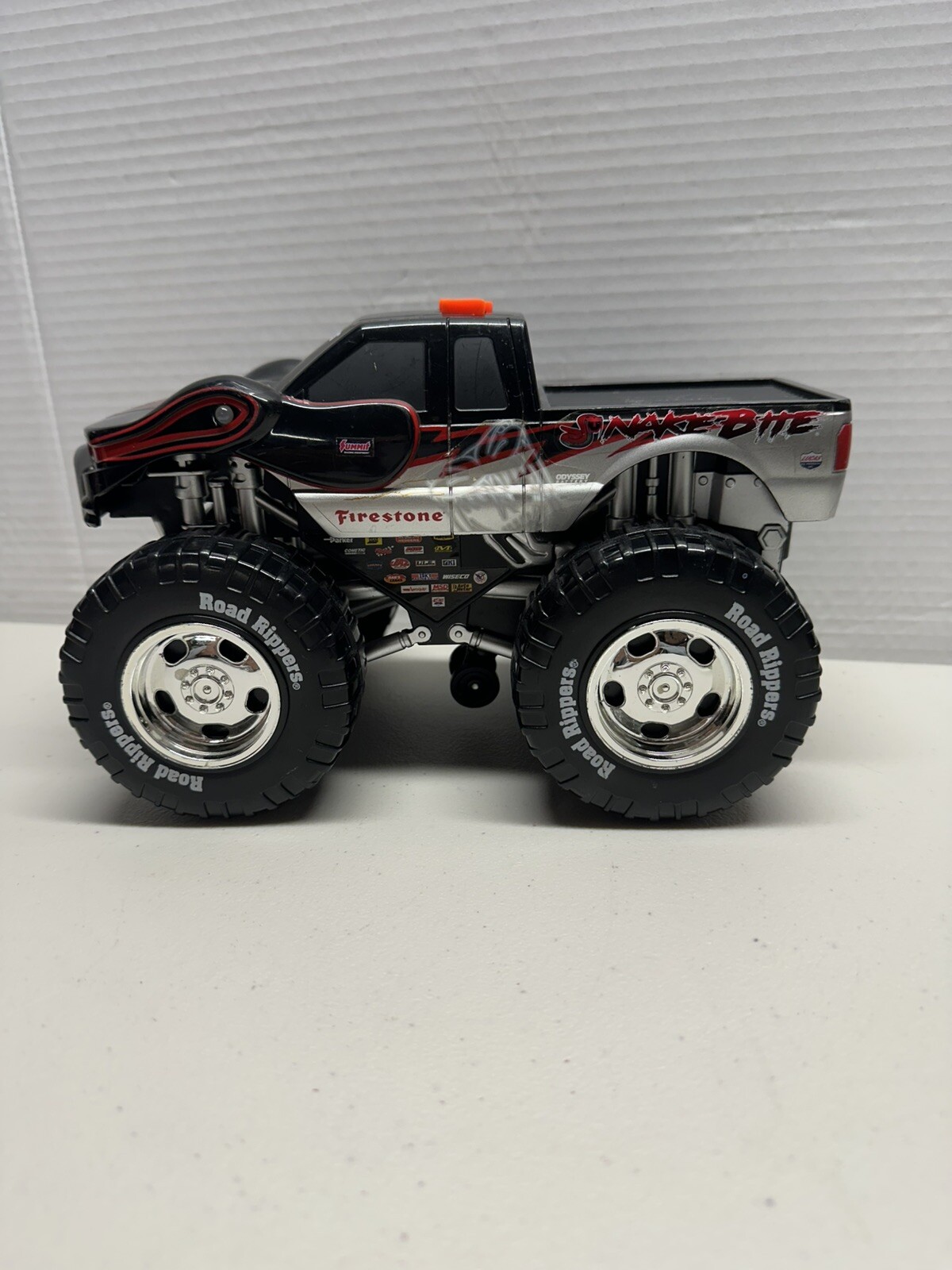 Picture 2 of 13