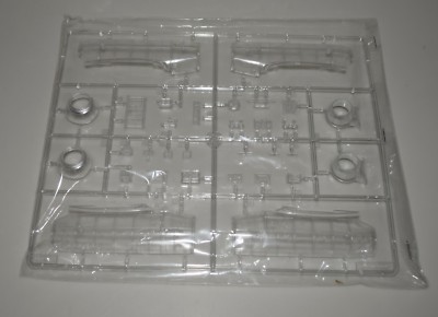 TRUMPETER Me 262 A-1a 02235  PARTS  SPRUE E CLR-ENG NACLS+ELECTRONICS+MORE 1/32