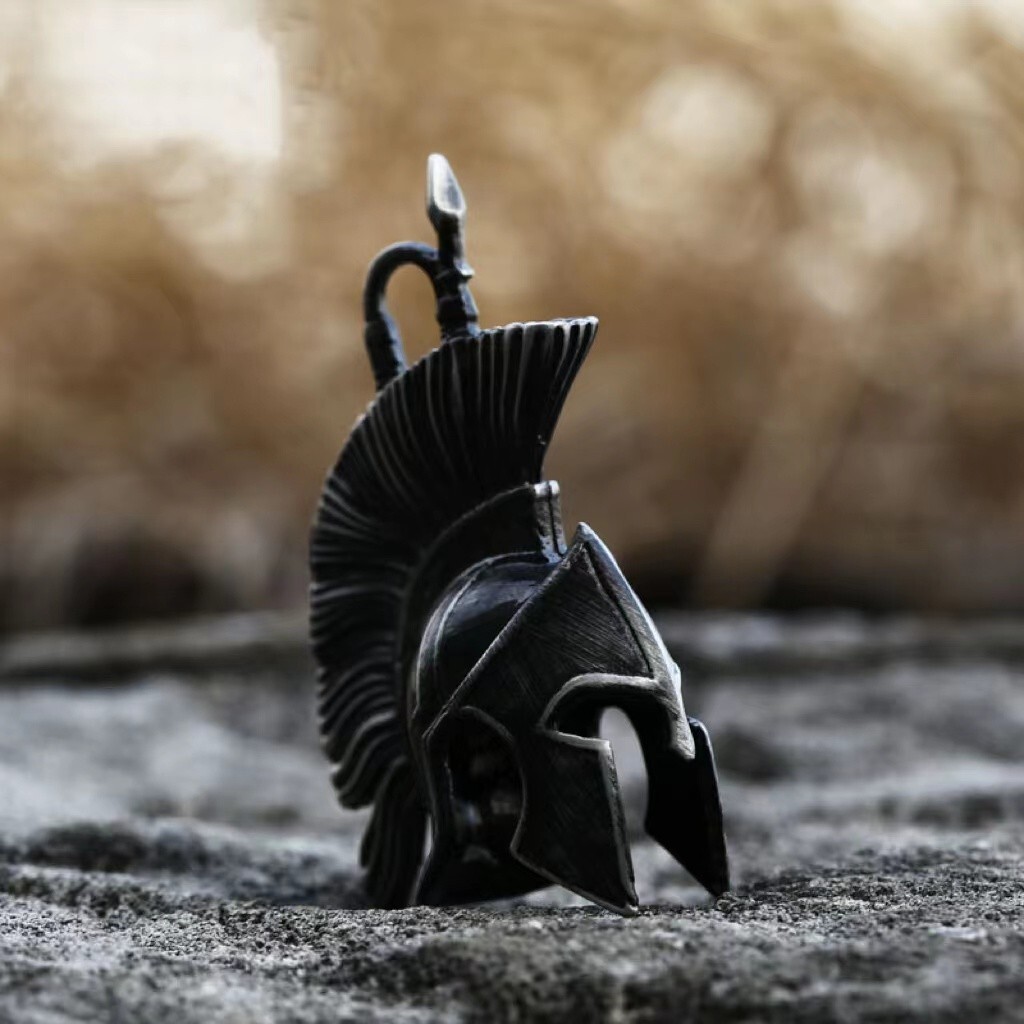 Orecchini Uomo Spartani Bandmax - Casco Guerriero In Acciaio Inox, Stile Punk E Motociclista - Foto 5