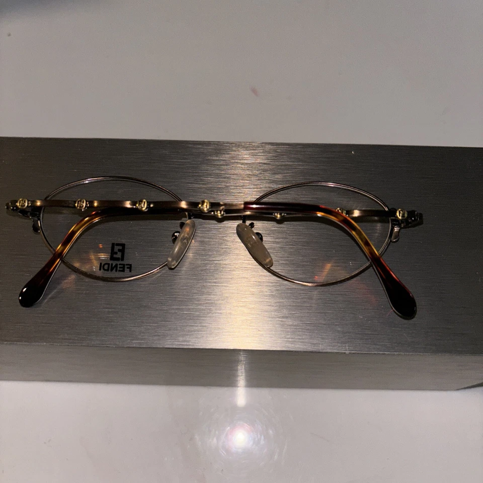 New Vintage Fendi Eyeglasses F64 Fendi Eyeglasses C Plum 48-18mm Made in Italy - Image 2 of 3