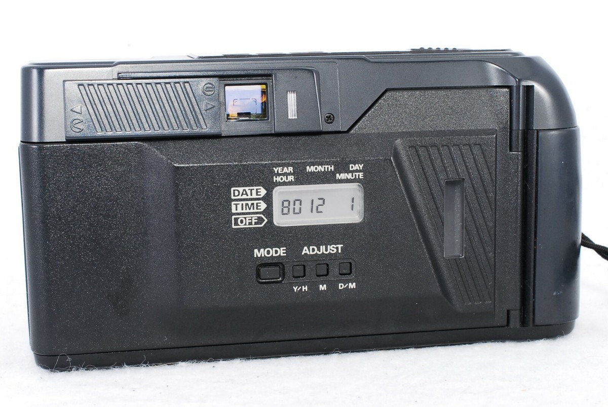 昭和レト口/RICOH コンパクトカメラ AF 35mm/70mm 1970s Ricoh Compacts, part 1: the Ricoh 35 ZF – James Cockroft