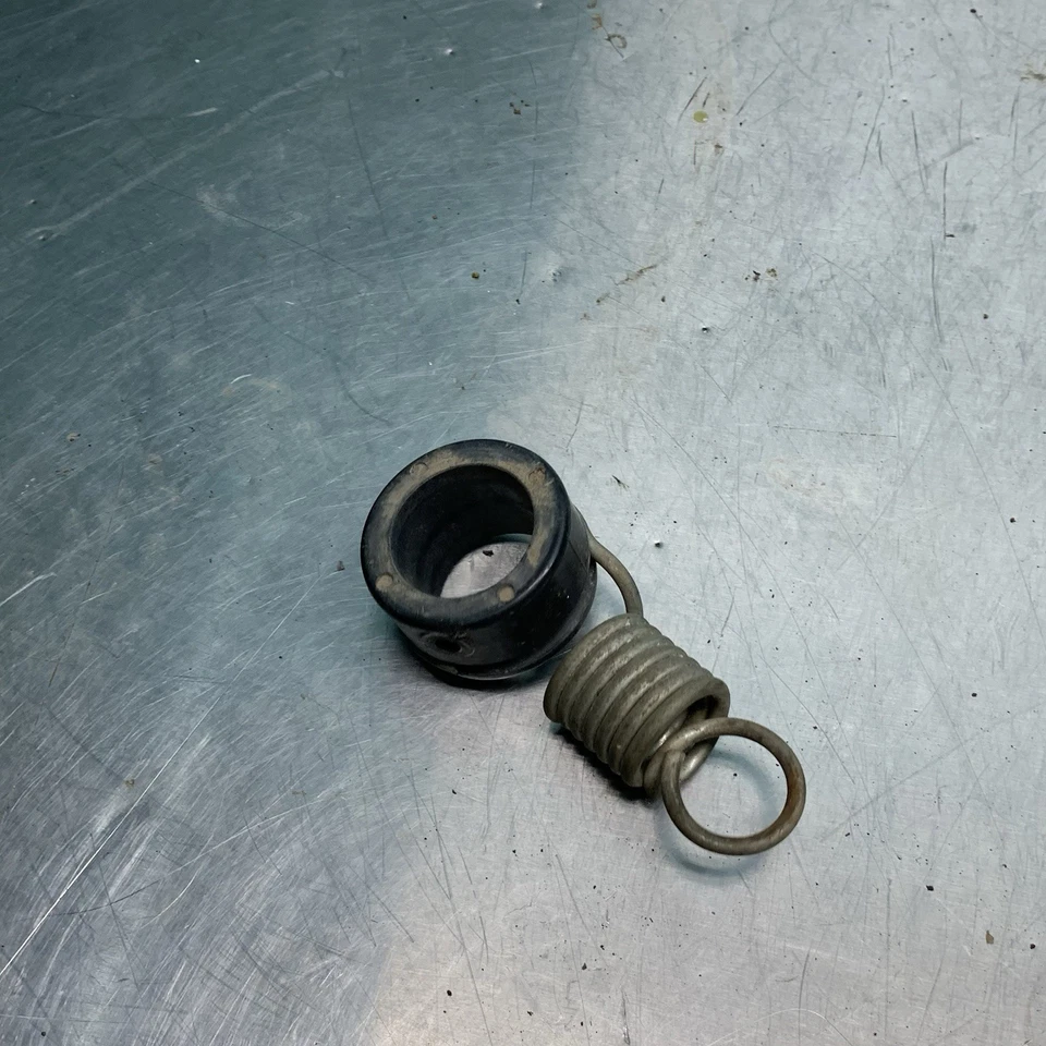 Homelite Recortadora HBC-13 Clásica 30cc Eje Eslinga Accesorio Buje/Resorte OEM Foto 3 de 3