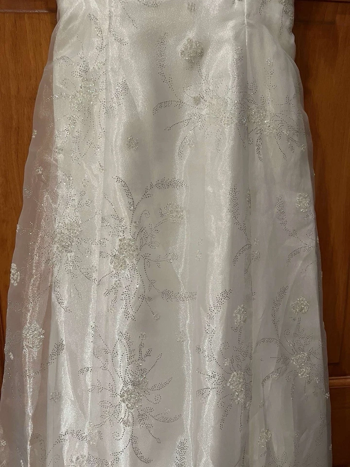 Blondie Nites white formal gown - Image 4 of 4