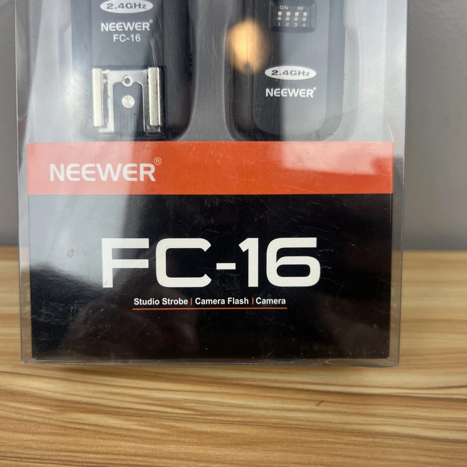 Neewer FC-16 Camera Flash Studio Strobe 2.4 GHz Wireless for Canon NEW - Image 3 of 4