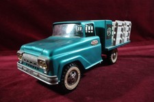 VINTAGE TONKA FARMS STAKE BED TRUCK PRESSED STEEL TOY ORIGINAL 1960'S