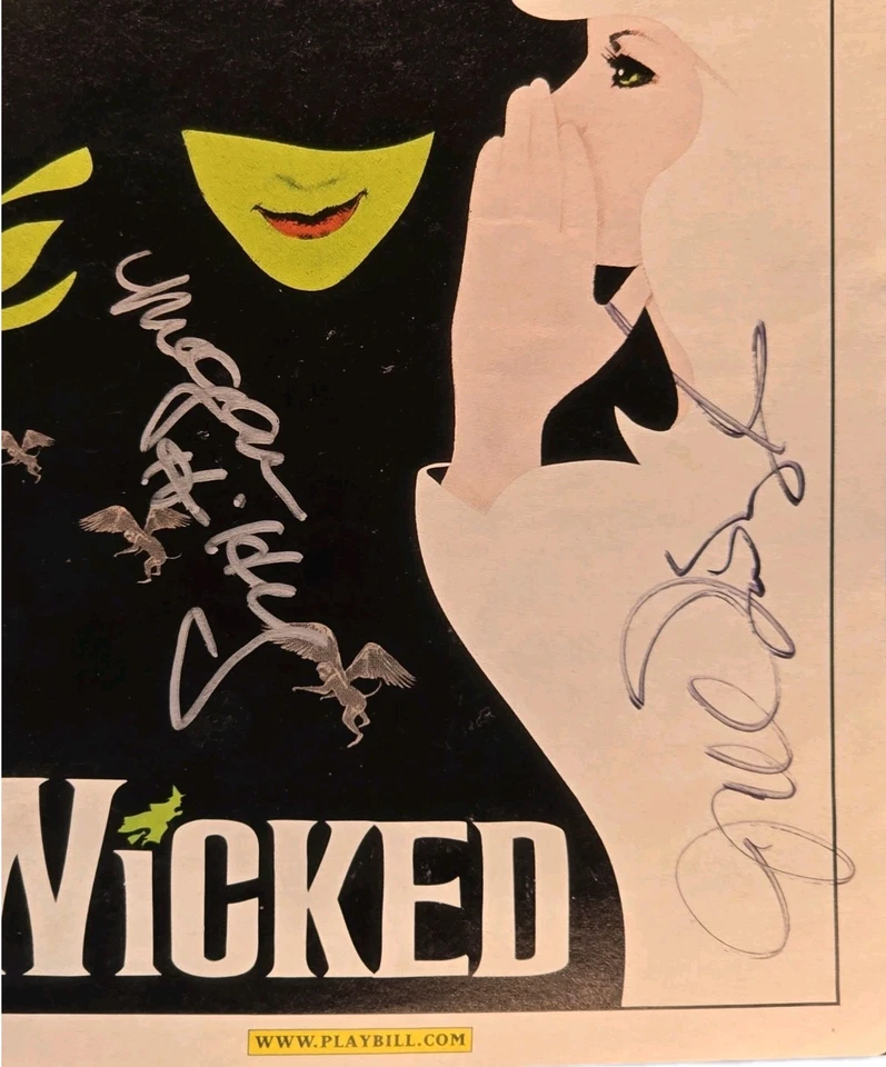 Wicked Broadway Playbill Signed Megan Hilty & Jennifer Laura Thompson 2004 - Image 4 of 4