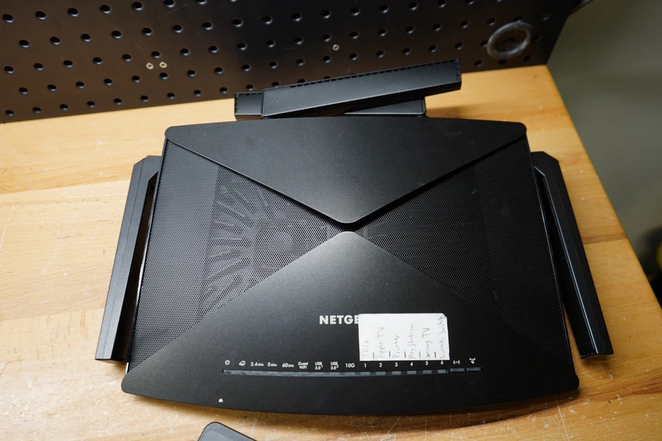 NETGEAR Nighthawk X10, AD7200 - 7 Port - Smart Wifi Router R9000 - Image 2 of 4