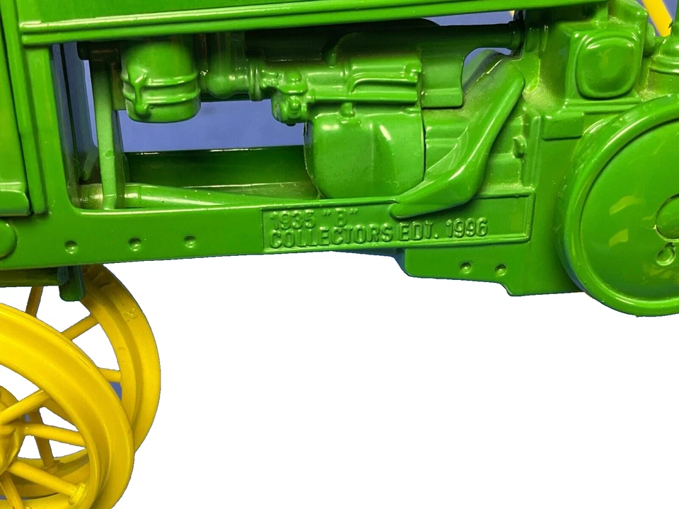 ERTL 1996, John Deere 1935 "Model "B"Tractor, Coll. Ed.  5822DA, 1/16 Scale, MIB - Image 4 of 4