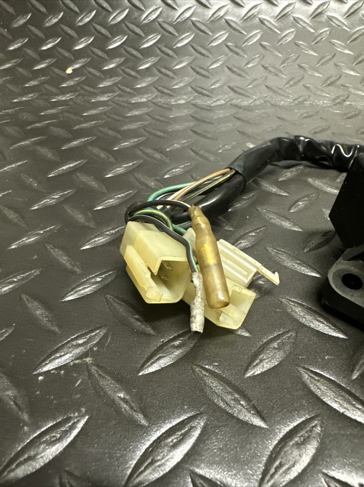 94 95 Suzuki DR 650 SE 0.77 - control unit CDI control unit - Image 3 of 4