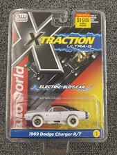 Autoworld XTRACTION ULTRA-G 1969 DODGE CHARGER R/T White Lightning Slot Car