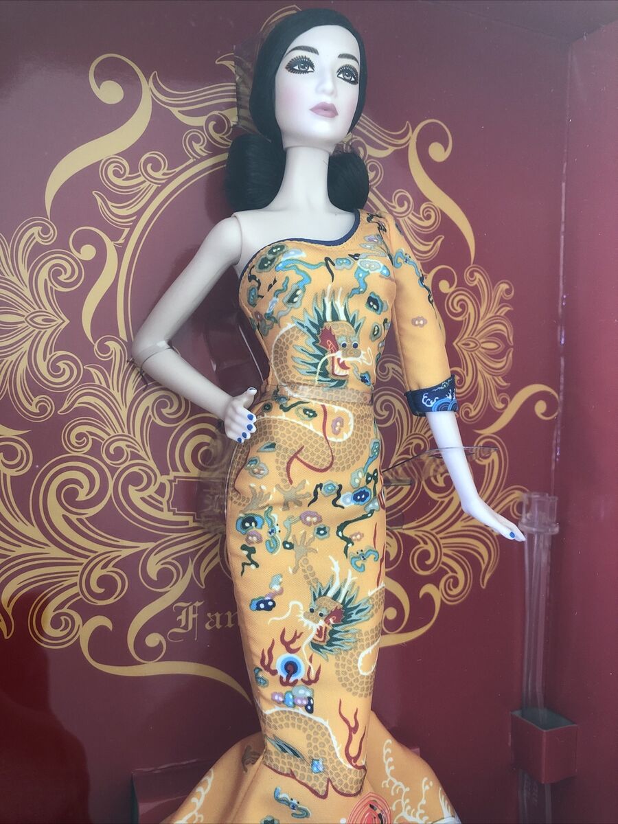 Chinese Barbie Collector Fan Bing Bing Barbie Doll With Chinese Barbie Collector Fan Bing Bing Barbie Doll With