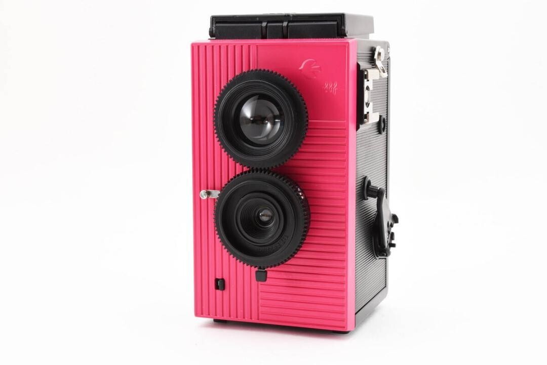 BLACK BIRD FLY 135 Twin lens reflex camera Masked Rider