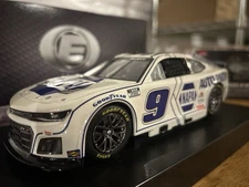 NASCAR Lionel Elite 2025 Chase Elliott #9 NAPA White 1/24 LC Diecast Car