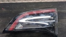 Rückleuchte rechts Tesla Model 3 5YJ3 107740200F P24240693
