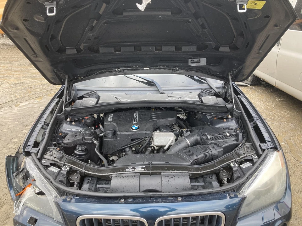 13 BMW X1 Roof (NO SHIPPING) Foto 4 de 4