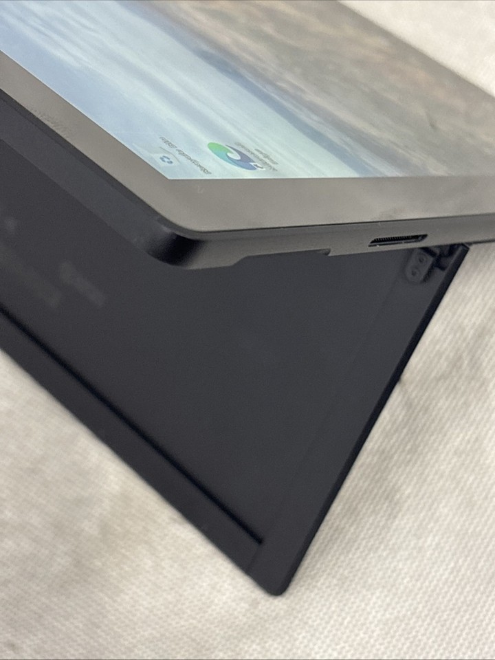 Microsoft Surface Pro 7 (256GB, Intel i7, 16GB) Black *Read
