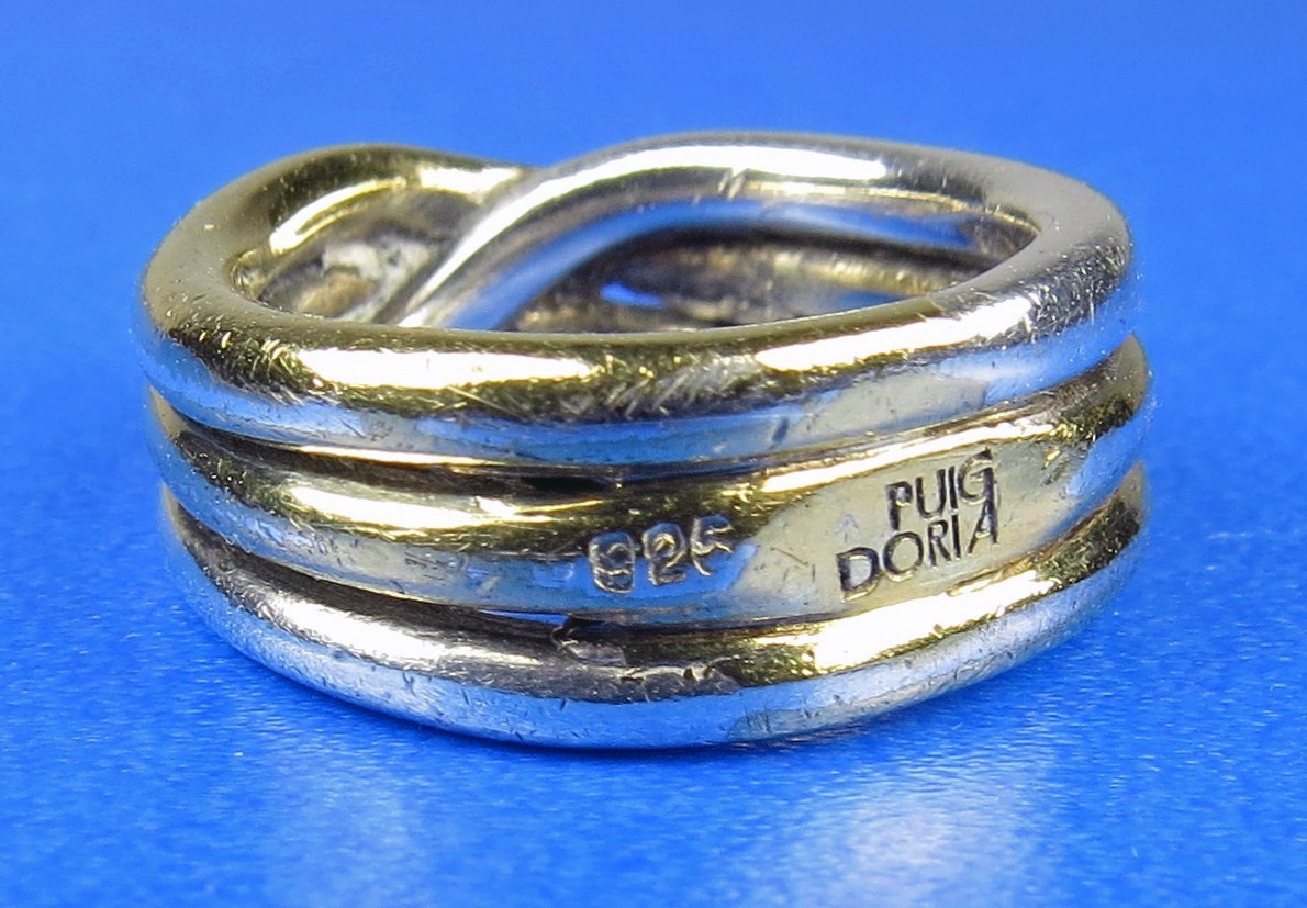 Puig Doria Silver Ring View 2