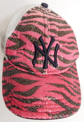 Yankees NY Youth Hat Girls Pink aprox 4 to 6 Snapback Fake Fishskin MLB Cap