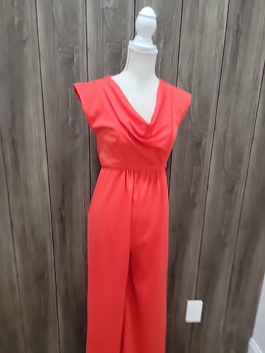 Vintage 70s Scarlett Color Jumpsuit Tie Waist Disco Cowl Neck 1970s Polyester - Picture 4 of 10