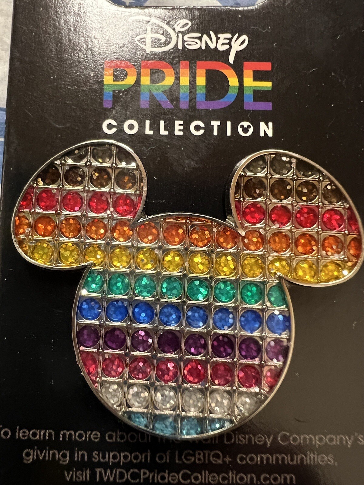 NEW 2023 DISNEY PARKS RAINBOW PRIDE FLAG JEWEL MICKEY MOUSE ICON HEAD PIN