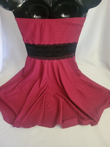 Maroon With Black Lace Waist Strapless Dress (Size XL) - Picture 2 of 6