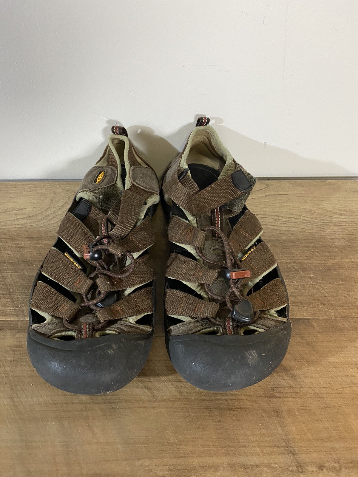 Keen Newport Uomo Taglia 6 Scarpe da Escursionismo Outdoor Acqua Marrone e Nero