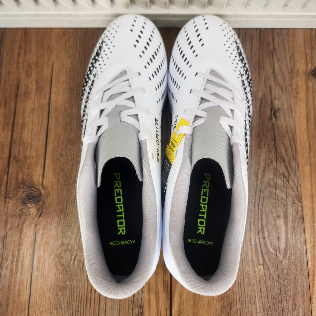 Adidas Predator Accuracy.4 FxG Mens Size 10 White Black Low  display picture 2