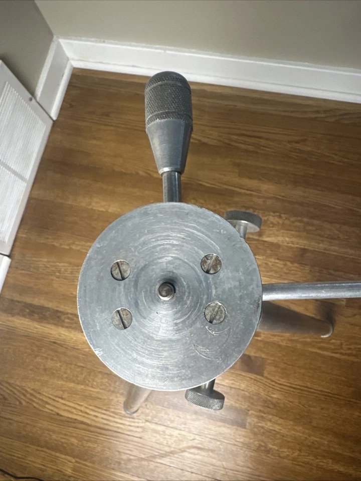 Antigo Tripé TILTALL Profissão Alumínio 72" TR#4602 CM MARCHIONI Fabricado nos EUA - Imagem 3 de 4