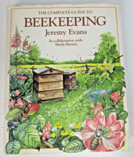 The Complete Guide To Beekeeping, Jeremy Evans & Sheila Berrett HB/DJ 0044403747