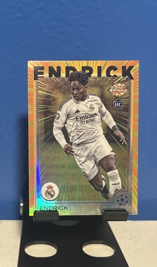 2024-25 Topps Chrome Uefa Club Competitions - Radiating Rookies Endrick #RR10