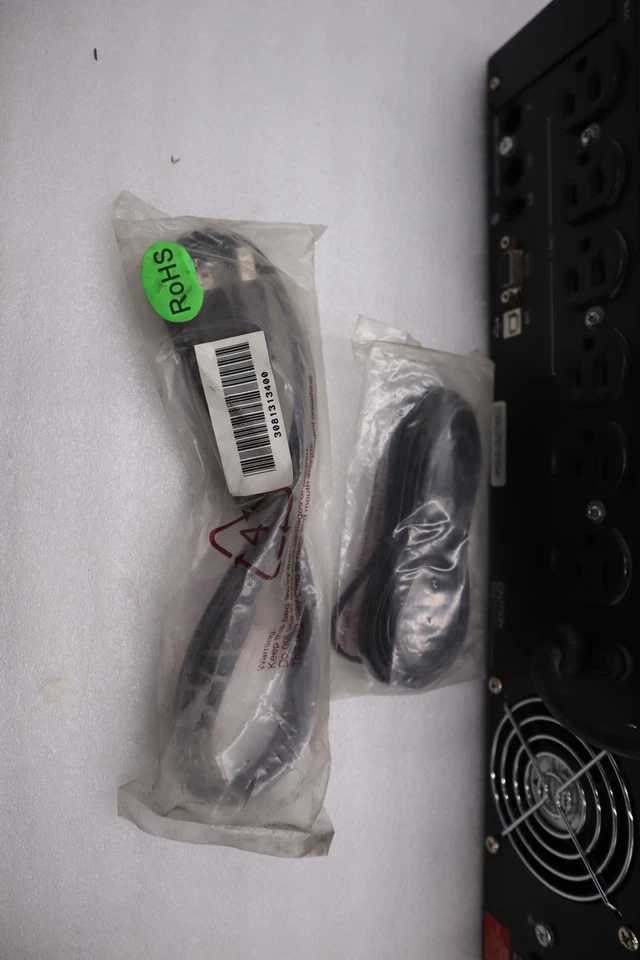 NEW Tripp Lite SU1000RTXL2UA Smart Online Ups 120V 800W Double Conversion #H1887 - Image 4 of 4