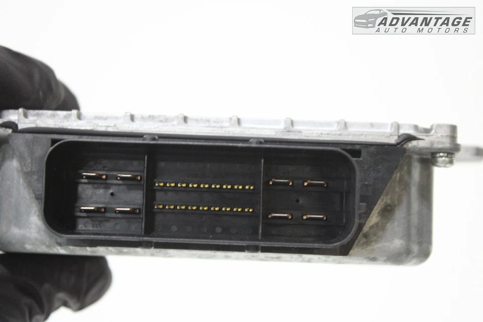 Unidad de módulo de computadora de control de válvula variable Infiniti QX70 2014-2017 OEM Foto 4 de 4