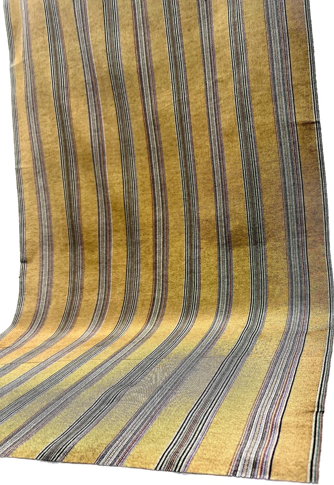 Rayas de alfiler dorado amarillo negro, seda Dupioni, por 2 metros. Foto 2 de 4