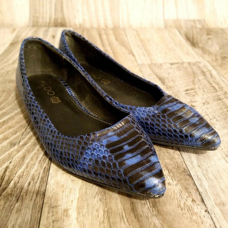 Aldo 女式 6.5 码蓝色人造蛇皮金色一脚蹬尖头平底鞋 — 第 2/4 张图片