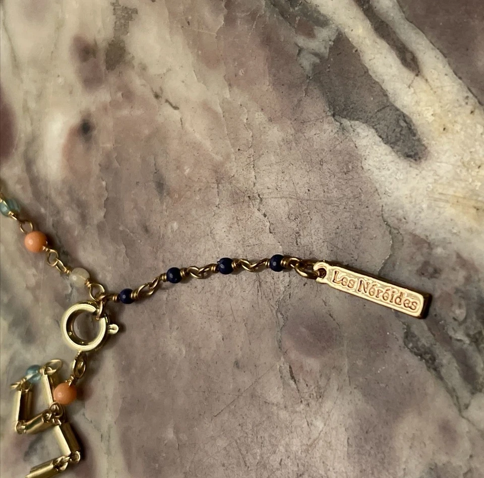 Ожерелье Les Nereides с позолотой и эмалью с котятами и цветами 20–22 дюйма - Изображение 4 из 4