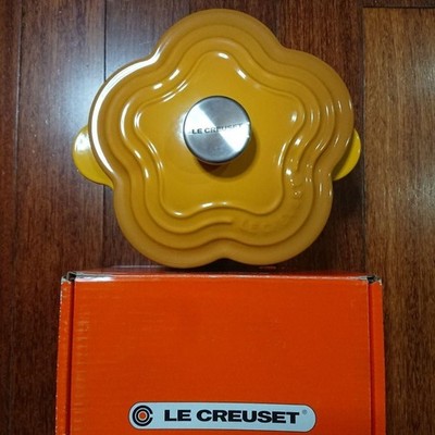 Le Creuset cocotte Fleur 20cm Nectar rare NEW JP