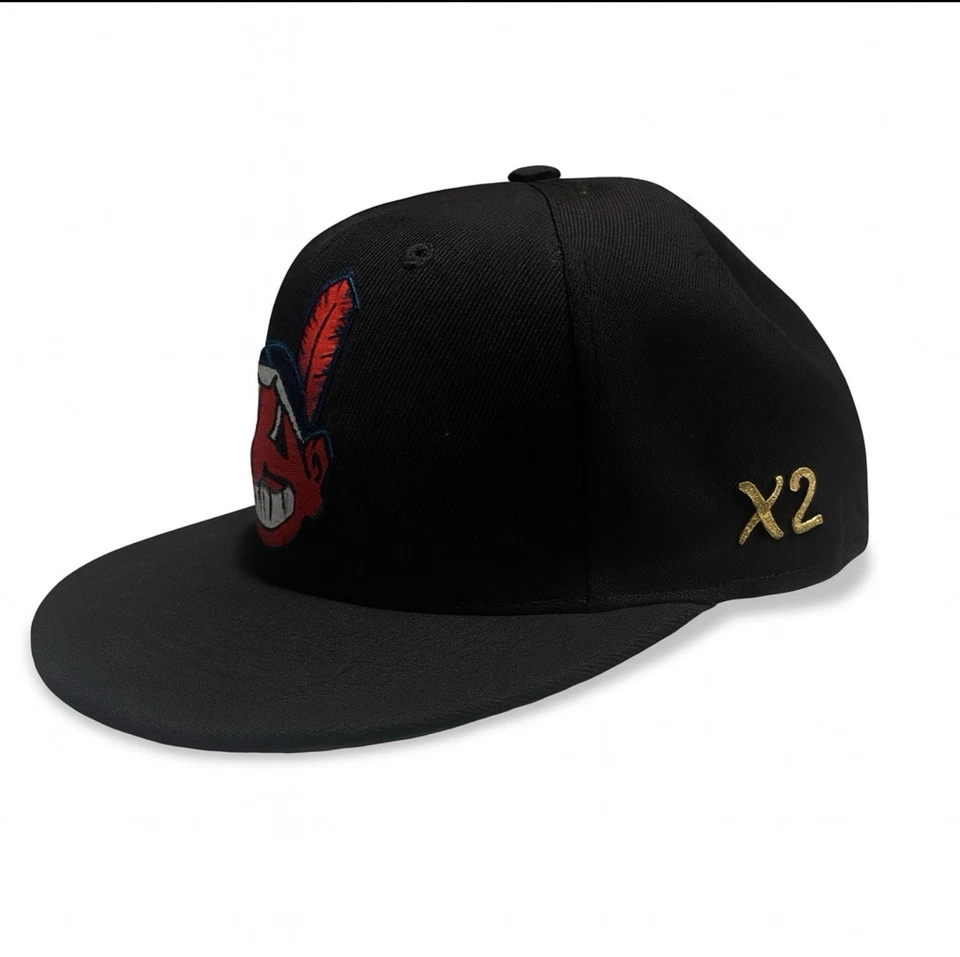 "Cleveland Indians Chief Wahoo ""Логотип снят с производства с синей УФ-защелкой""" - Изображение 3 из 4