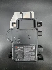 Enphase IQ8 Microinverter