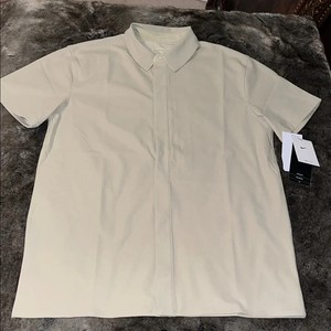 Camisa Nike 24.7 Hombre Talla S Cuello Manga Corta Botones Perfecto Stretch HQ6958 $85