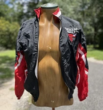 Vtg 1990s Chicago Bulls Jump Ball Club Mighty Mac Sports Jacket Sz Small 21x24