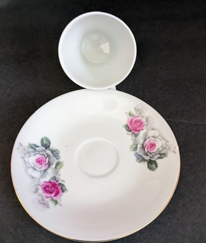 Miniature Chinese Coffe Cup and Saucer Set, White Porcelain, Roses and Gold Trim - Picture 3 of 4