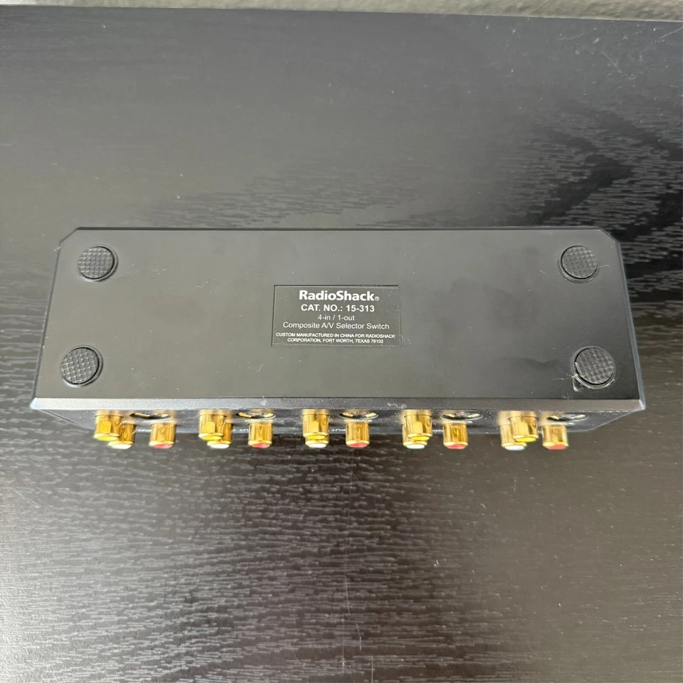 Radio Shack 15-313 4-In/1-Out Composite A/V Selector Switch – S-Video – Tested - Image 4 of 4