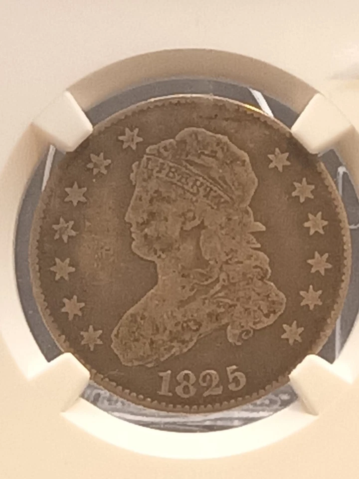 1825 Capped Bust Silver Quarter - Graded NGC Very Good VG-8 - Image 2 of 4