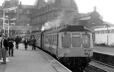 Photo 6x4 Ayr Railway Station Diesel multiple unit No 107440 loads with p c1983