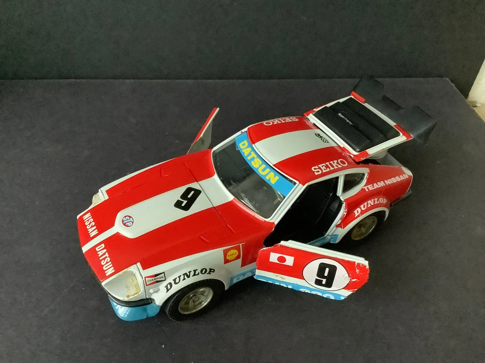 ✅Die-Cast Bburago 0133 1:24 Datsun 240 Z Team Nissan (CX78-55R20/3) - Bild 2 von 4